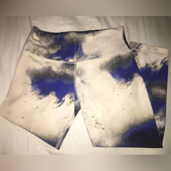 Lululemon Wunder Under Crop Milky Way Leggings. Size 4. - Picture 6 of 15